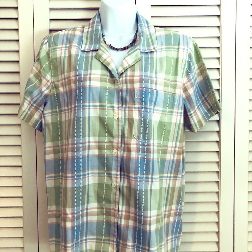 3/$35 Alfred Dunner Women’s button down shirt
